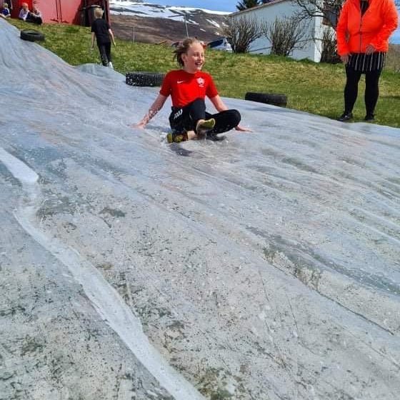 066fd609-41dc-4873-8755-4ec1c0e981ba