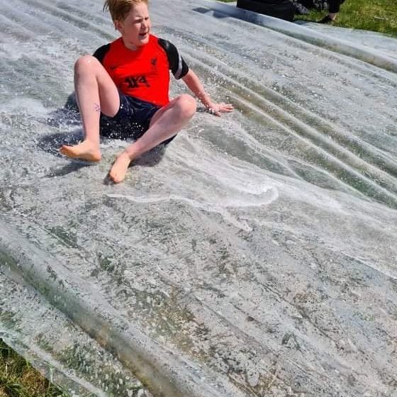 1e92d989-f650-40a3-b8fe-037b297f42dc