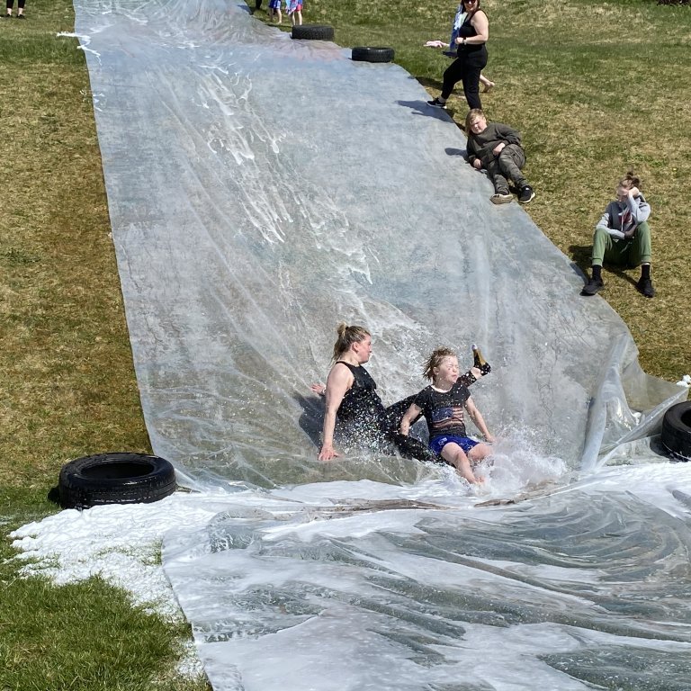 6d810877-e6bc-4857-acbc-ca58f5c8151c