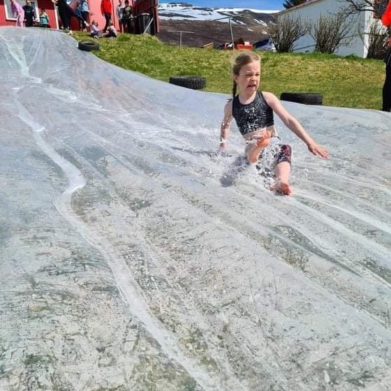 b0d304b1-d667-4867-877b-82117806851c