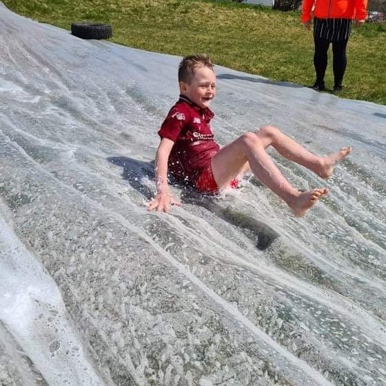 bc8e62b0-1c9b-4396-af46-ff623875d914