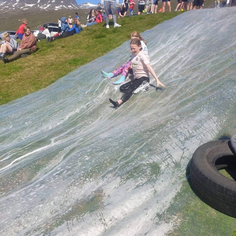 021cbdb0-a06e-40f6-97b9-73ce49b6eb49