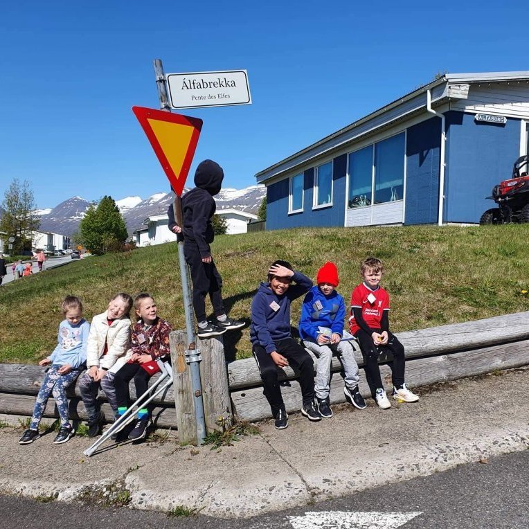 27d21cea-cb84-4070-a769-5ef2395ed8d3