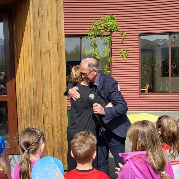 4b4d9710-4b2a-499f-8b65-2da3ab1a1500