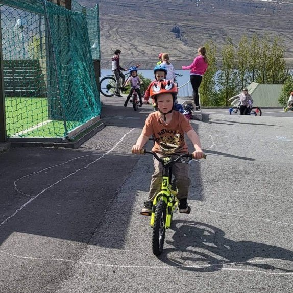 641e4fdb-f732-4805-b76f-e0b5cca342fa