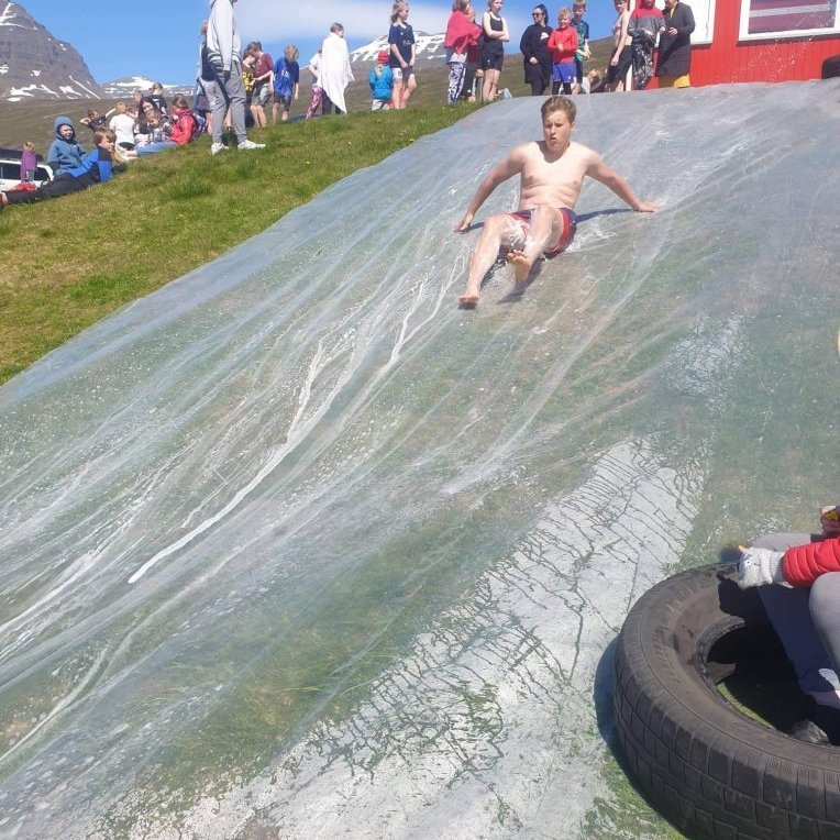 72a78540-c295-4f40-916f-33875e76b745