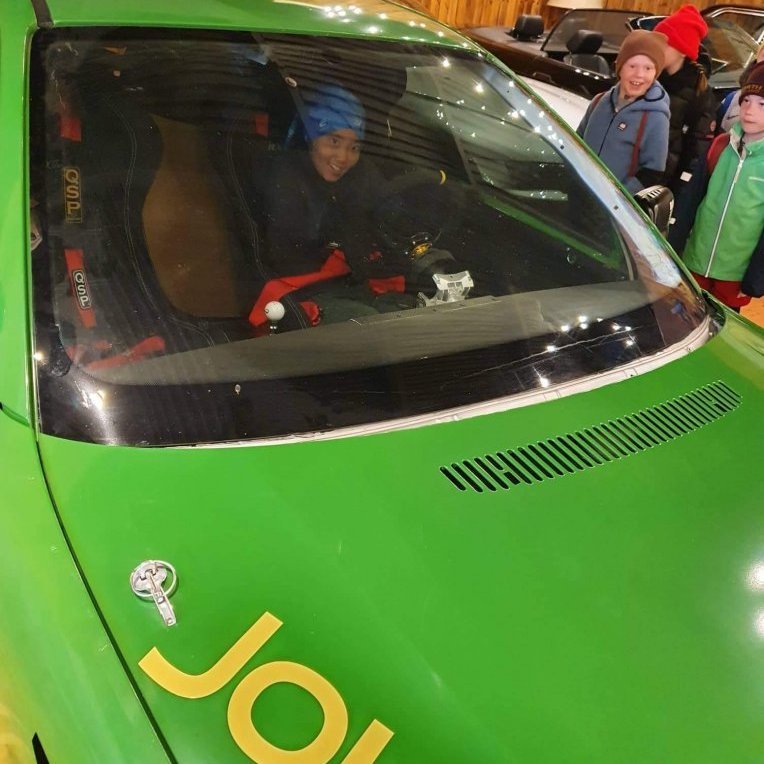 908de621-ba93-4baf-ac4a-bb469245c9b2