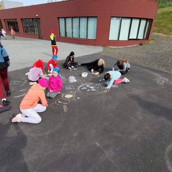 a1de25ef-f424-4621-ade2-4ca55543c008