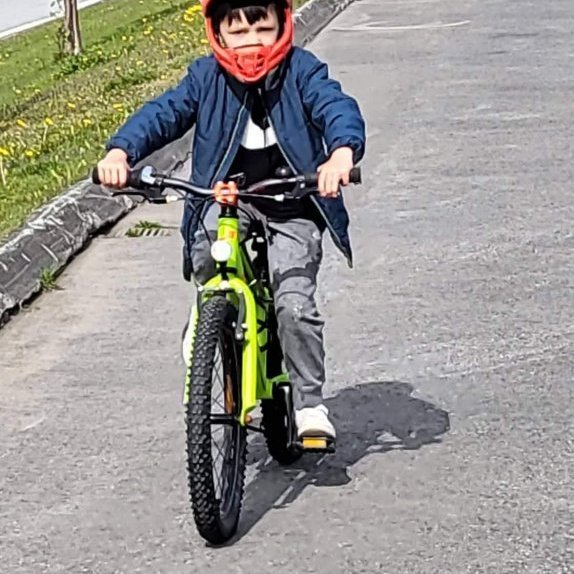 a37e9258-b03a-466d-aac7-0bc8537d5e54