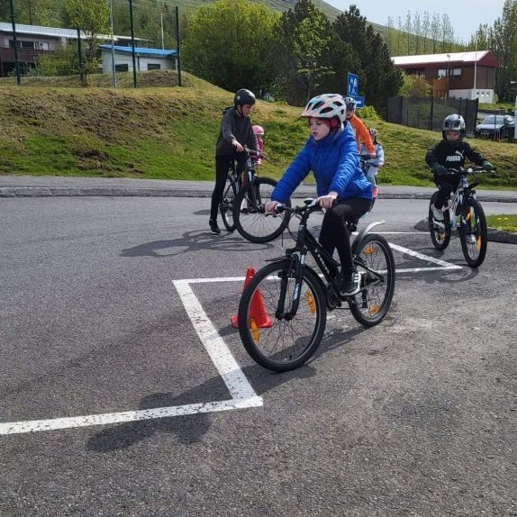 af6d44a4-55b1-4945-8133-0dcf6229d24d