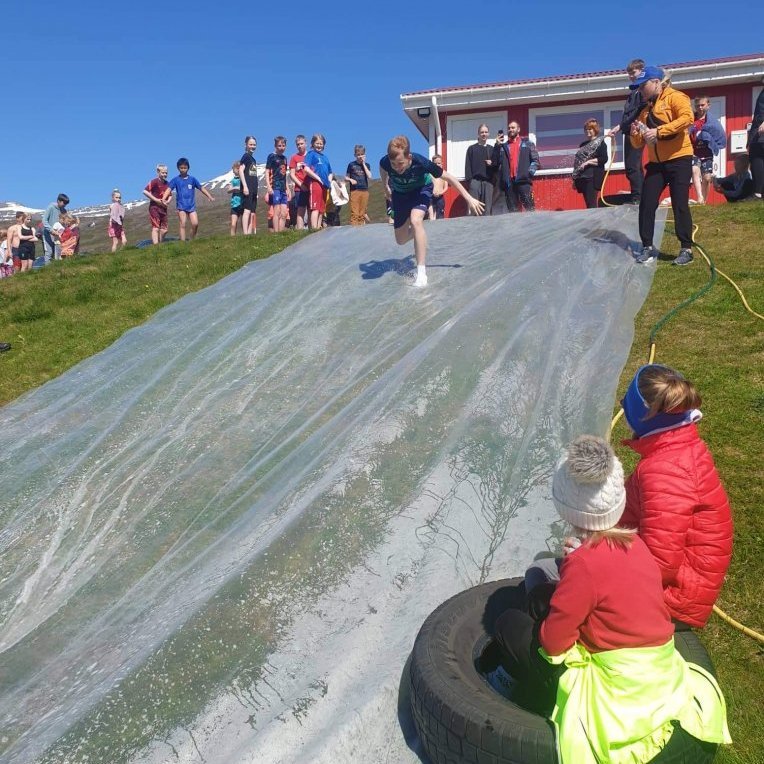 b08466ad-bc07-41ee-a487-253e9cca5082