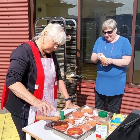 c0c8c952-f975-45f6-9d7b-f61a8d0ea1b5