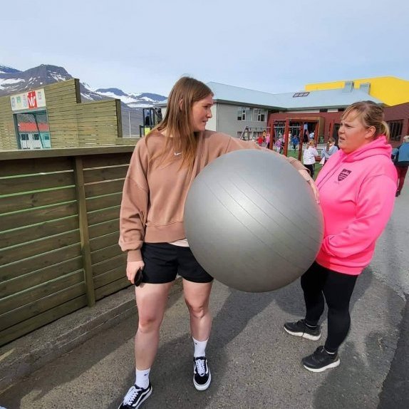 cbbc8334-ab41-434c-87e2-d4a963634d9a