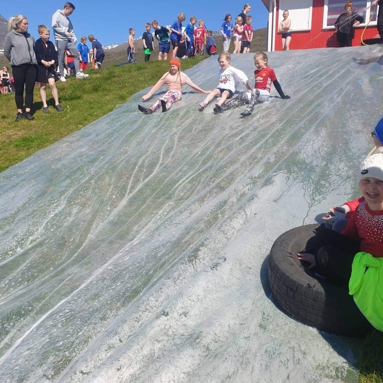 cf4e7174-6df2-4b7d-98e5-f28cffa99550