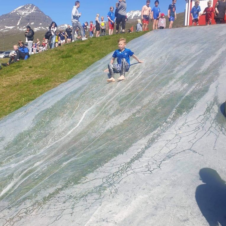 d80731b1-6d65-4931-bed1-3b4667d50659