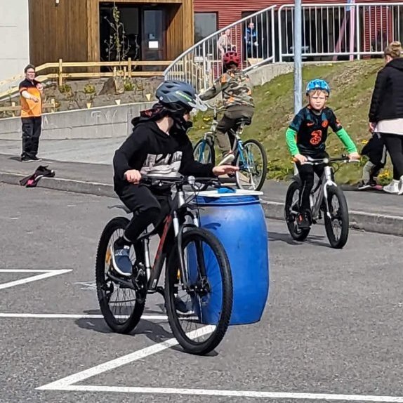 dfcce8a0-735a-46fd-bd2f-9718eb3fb32e