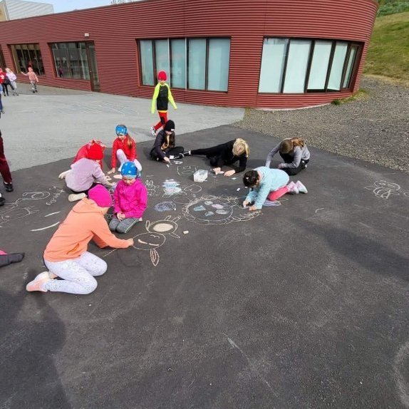 e57bfd9b-facf-4bdc-b585-87a6a10f4657