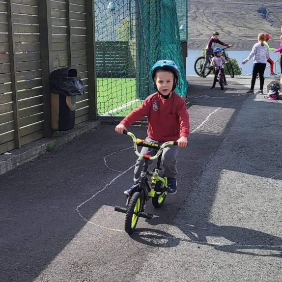 f2362ddc-e12a-4e21-8b7d-cb048219d40c