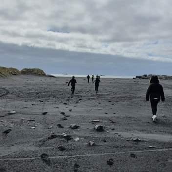 1a8495e9-9eeb-4992-a4d2-6e31b53b9460