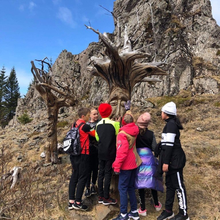 6b978b9d-def3-4dfb-9e65-d857e5c10c9c