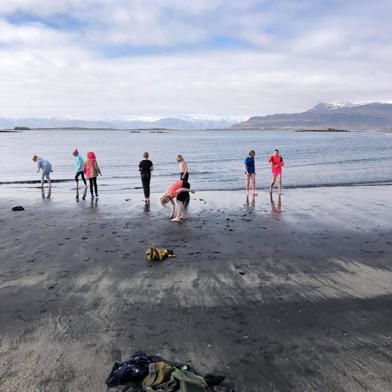 99ee400a-b5e8-4a65-9b8f-52ca7174f9d8