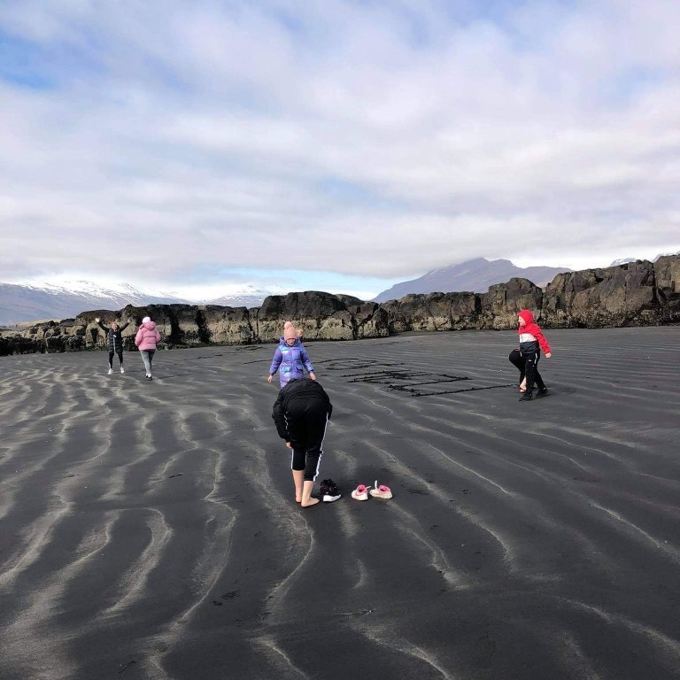 ae1958b7-7869-4305-a83e-7e6295bc3c40