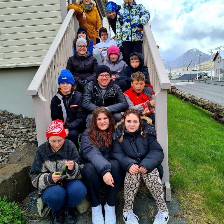 d2e6e106-baff-47fb-8c74-9d4829b4bbc2