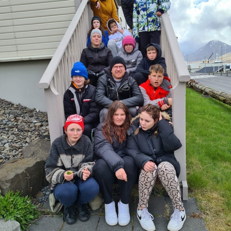 d709b461-729c-4cf3-9582-ff138566cfb2