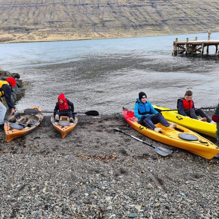 cf4ae113-b84e-4ef2-9c9d-22ad737de3f2