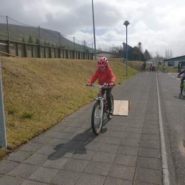 7fafe210-473a-428e-8dba-57c802717642