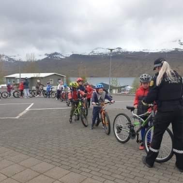 e0327fca-7ee8-4eeb-ac6a-49e3cb0e38e2