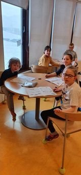 Nemendur í bóklegri heimilsfræði