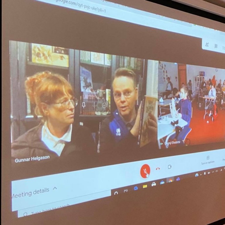 Rithöfundarnir Björk og Gunnar