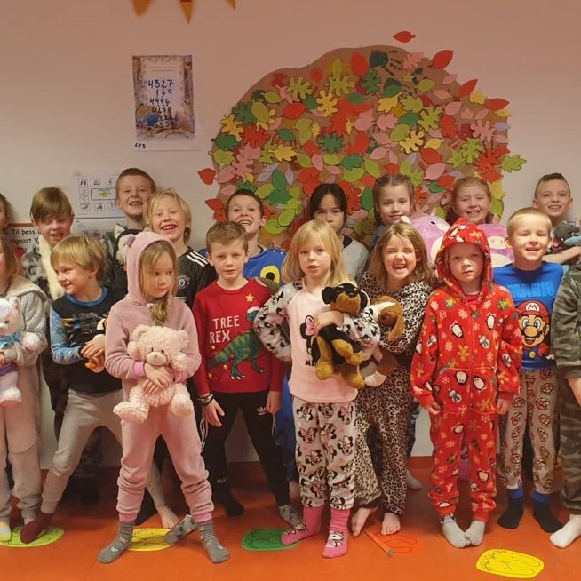 Nemendur í 2. og 3. bekk